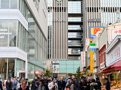 アクセス_JR有楽町駅から02